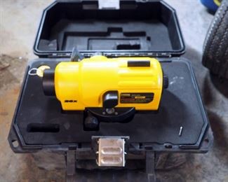 DeWalt Automatic Heavy Duty Optical Laser Level Model DW096, Includes Tripod And Adjustable Transit Rod