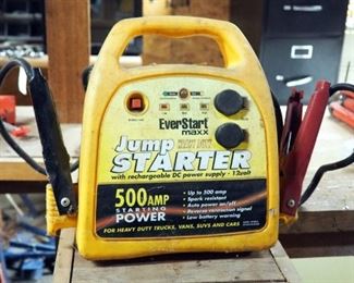 Ever Start Heavy Duty Jump Starter 500 AMP, Model #HP450-2 And Century Battery Charger 6 And 12 Volt