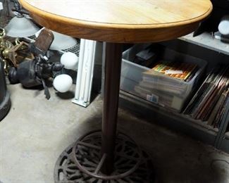 Steel Based Bar Height Pedestal Table With Wood Top, 41"x30" Round