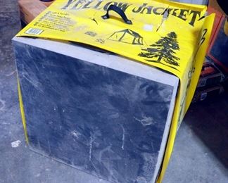 Yellow Jacket Portable Archery Target 22"x23"x19"
