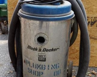 Black & Decker Heavy Duty Wet/Dry Vacuum On Two Wheeled Cart, Model 5425