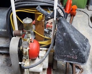 Gast Manufacturing Electric Spray Texture Machine Model 1065P380 Includes Pneumatic Hose & Paste Setter Gun & Hopper