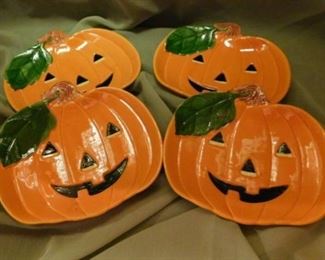 Set of 4 Pumpkin Plates