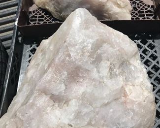 Raw Quartz: 18LB/11 LB Rocks