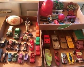 Vintage Die cast/plastic cars/trucks/boats