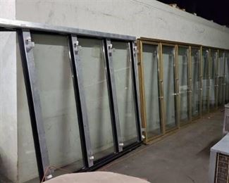 8ft x 30ft 13 Door Walk In Cooler