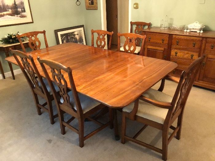LOVELY, LEOPOLD STICKLEY, CHERRY DINING ROOM TABLE WITH 8 CHAIRS, CIRCA 1956