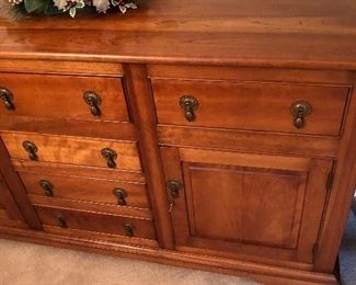 DETAIL OF CHERRY SERVER w/DROP HANDLES