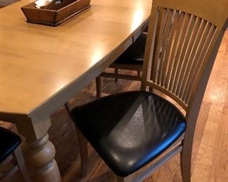 BREAKFAST ROOM CHAIR