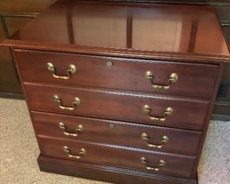 STORAGE UNIT W/ FILE DRAWERS