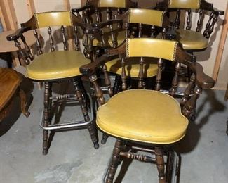SET OF WOOD & LEATHER BAR STOOLS WITH KICK BAR