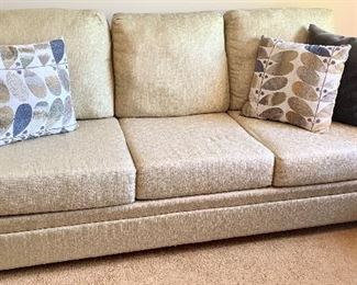 Gold Tweed Look Hide-a-Bed /Sleeper Sofa/Couch
75w x 34d c 18h floor to seat $450