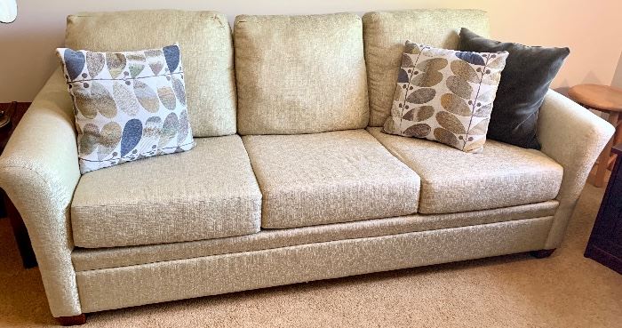 Gold Tweed Look Hide-a-Bed /Sleeper Sofa/Couch
75w x 34d c 18h floor to seat $450