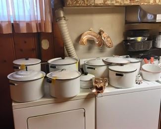 Large assortment of Enamel Ware Pots with Lids & Pans