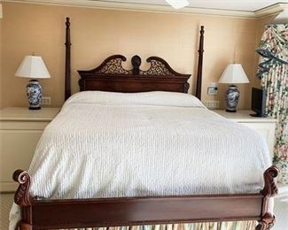 Lot 009
Stately Carved Mahogany King Size Bed