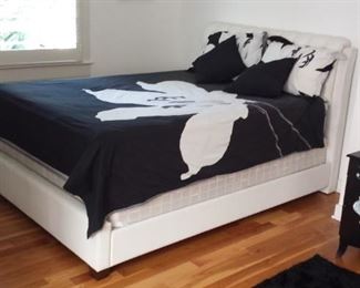 Queen size bed upholstered