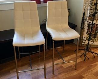 2 of 4 White leather counter stools with chrome base