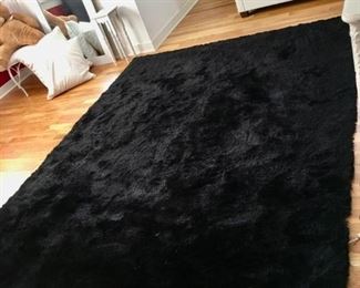 9x12 black area rug,. like new
