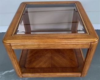 Solud Oak End Table With Glass