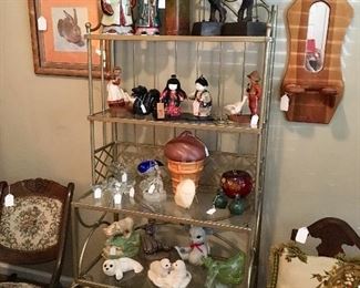 Great Decor - Collectibles .....