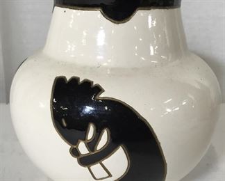 Porcelain Black & White Pot