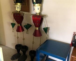 Steel table 2 large metal nutcrackers