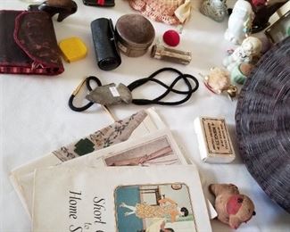 Vintage sewing items