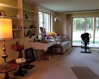 Arc floor lamp, Ethan allen tables