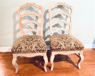 Pair of sturdy hearth and home chairs slightly scuffed   Seat  21 inches wide 
$99