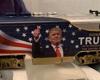 Bradford Exchange Trump Train		

