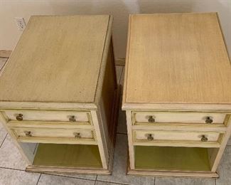 2pc Hand Carved Mexican MCM End Tables/Nightstands PAIR 25x20x28in HxWxD