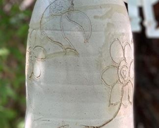 #2 C Gattii Ceramic Bell Lg Hummingbird 10.5 in H x 6.5in Diameter