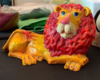 Vintage Alvarez Mexico Paper Mache Lion 5x9x6in HxWxD