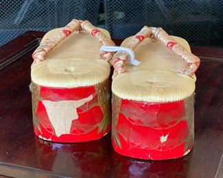 Japanese Maiko Pokkuri (apprentice geisha) wooden lacquered shoes	7.75in L x 3in H x 3.75in W	