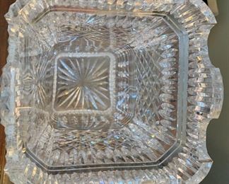 12in Waterford Master Cutter Vase Square Rare	12x6x6in	