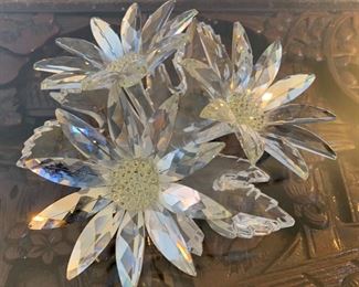 Swarovski Crystal Secret Garden Maxi Flowers Arrangement	2.5x6.5x6in	HxWxD