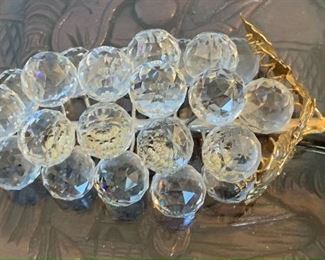 Swarovski Crystal 23 Grape Cluster	2x6.5x3in	HxWxD