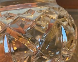 Waterford Crystal Glenmede Vanity / Dresser Jar John Connolly Signed	3.24in H x 3.75in Diameter	