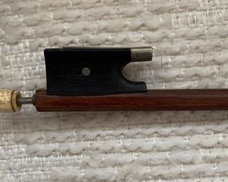 Antique Nicolaus Amatus fecit in Cremona 1633	23.75in Long x 7in W	HxWxD