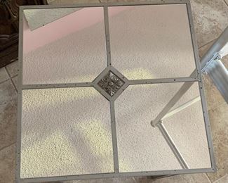 Single Mirrored Nightstand	24x19x19in	HxWxD