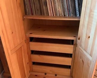 #1 Broyhill Fontana Knotty Pine wardrobe/dresser/cabinet	61.5x54x20in	HxWxD