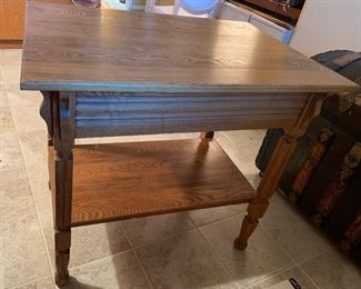 Vintage Oak Table/Desk	31x34x24in	HxWxD