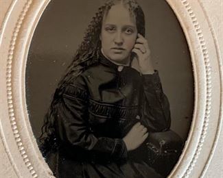 1800s Photo Album Portraits	5.75x4.75x3in	HxWxD