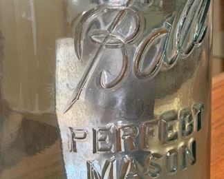 Antique Buttercup Churn mixer Ball Mason	13.5in H	