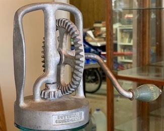 Antique Buttercup Churn mixer Ball Mason	13.5in H	