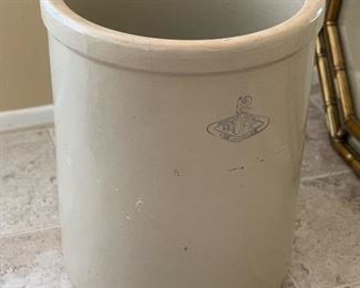 Pacific Clay Products 12 Gallon Stoneware Crock	20in H x 16in. Diameter	