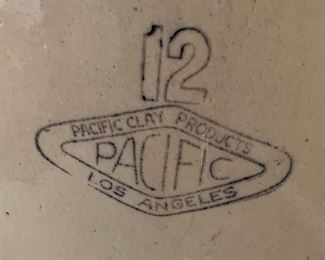 Pacific Clay Products 12 Gallon Stoneware Crock	20in H x 16in. Diameter	