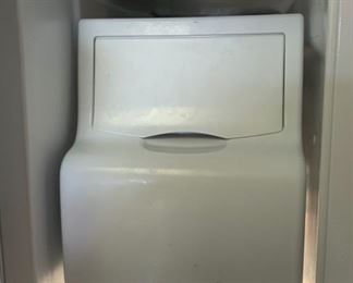 Frigidaire Side-By-Side Refrigerator Fridge FFHS2311LWPA	69x33x33in	HxWxD