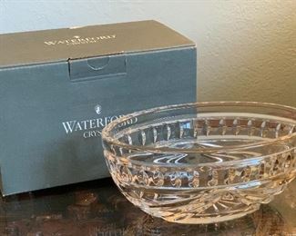 Waterford Crystal Overture 7” Bowl Oval	3x7x4in	HxWxD