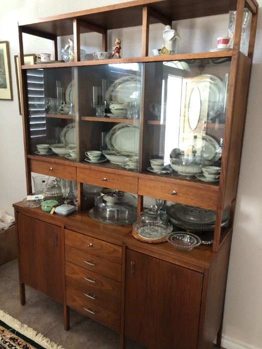MCM 1957 Hutch by Lane- Alta Vista VA.
